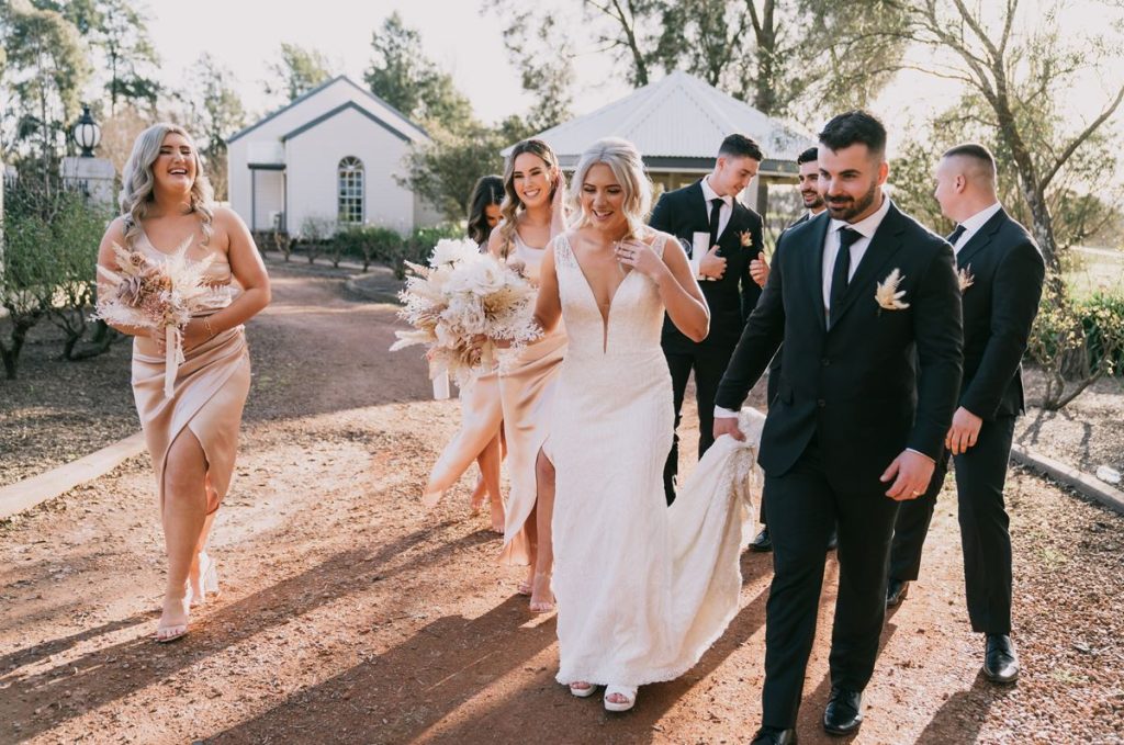 What Are the Must-Have Features for Your Dream Fall Wedding Venue?